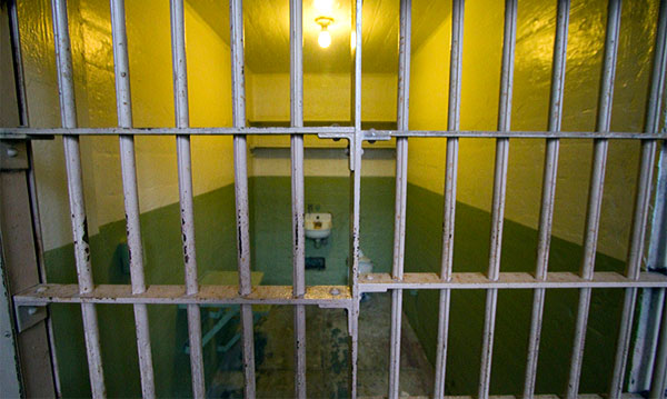 alcatraz prison cell