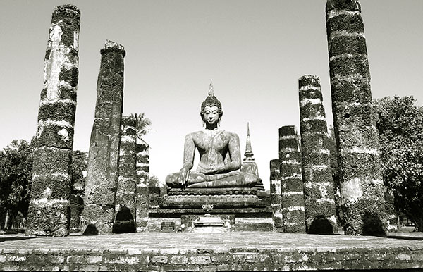 buddha pillars